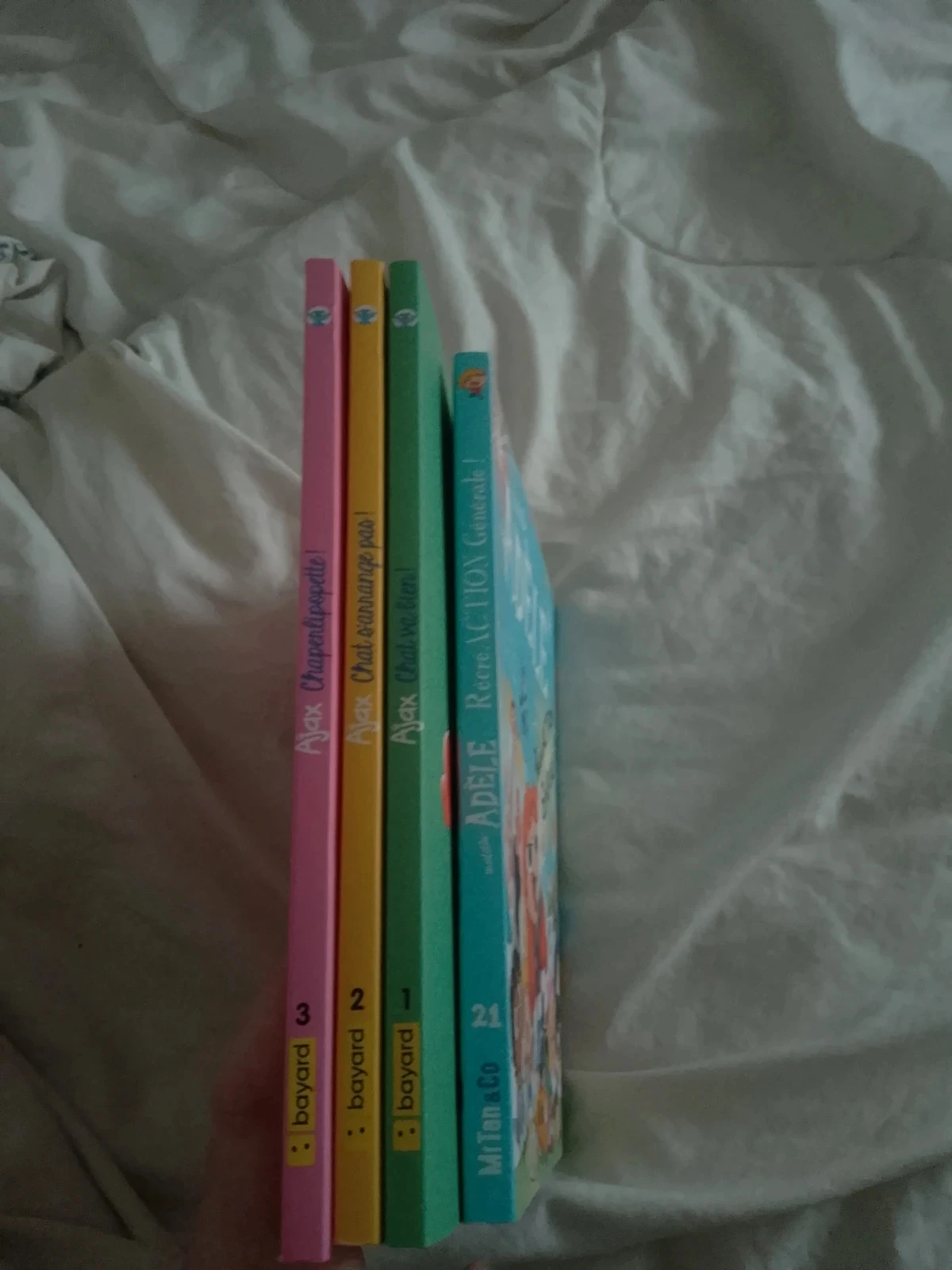 Lote de 4 cómics kid's ajax mortelle Adèle 21 – photo 3